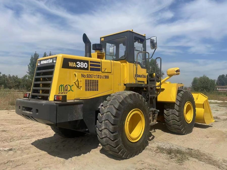 Komatsu WA380-3 Wheel Loader for Sale 2023 536 Hours used excavator 2023 photo 3