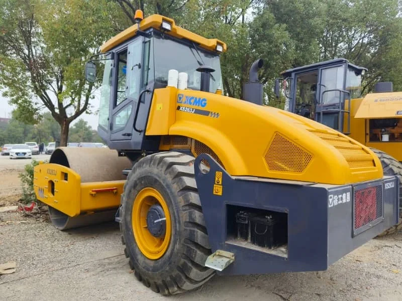 XCMG XS263J Road Roller for Sale 2022 450 Hours used excavator 2022 photo 2