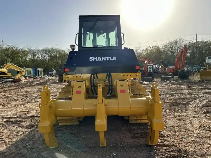 Shantui SD22 Bulldozer for Sale 2022 3150 Hours used excavator 2022 photo 5