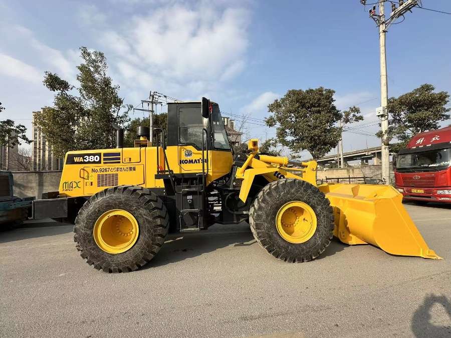 Komatsu WA380 Wheel Loader for Sale 2022 636 Hours used excavator 2022 photo 4