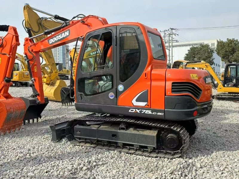 Used CAT 302CR 303CR Mini Excavator for Sale 2024 800 Hours