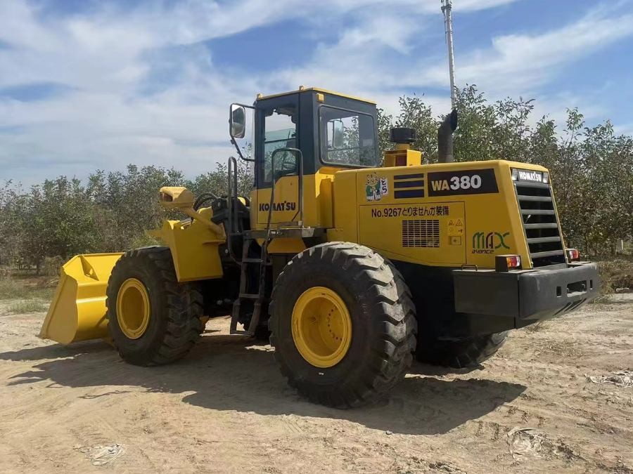 Komatsu WA380-3 Wheel Loader for Sale 2023 536 Hours used excavator 2023 photo 4