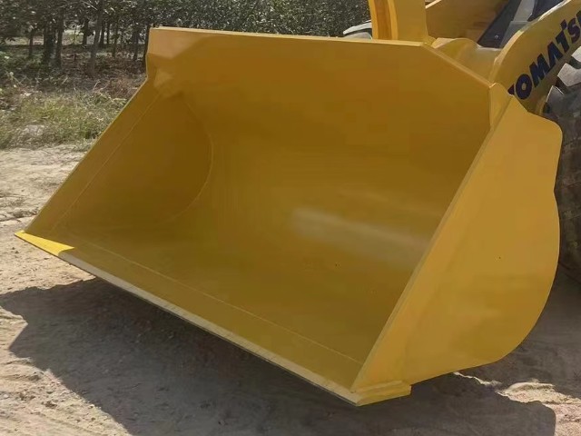 Komatsu WA380-3 Wheel Loader for Sale 2023 536 Hours used excavator 2023 photo 6