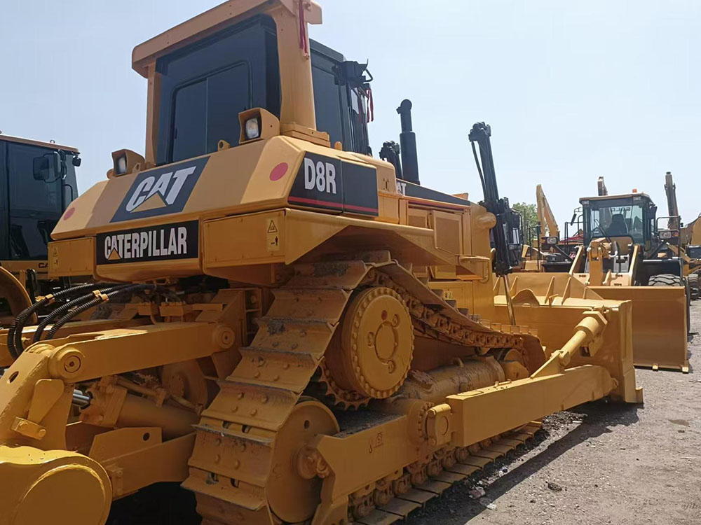 CAT D8R Bulldozer for Sale 2018 800 Hours used excavator 2018 photo 3
