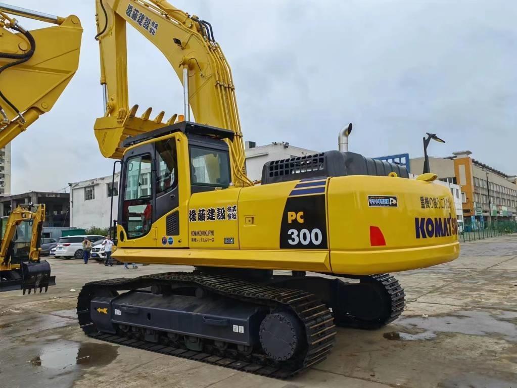 Used Komatsu PC300-8 Excavator for Sale 2022 600 Hours