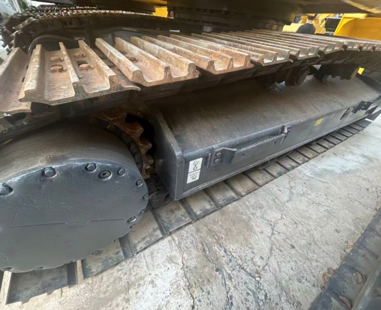 Komatsu PC400 used excavator 0 photo 3