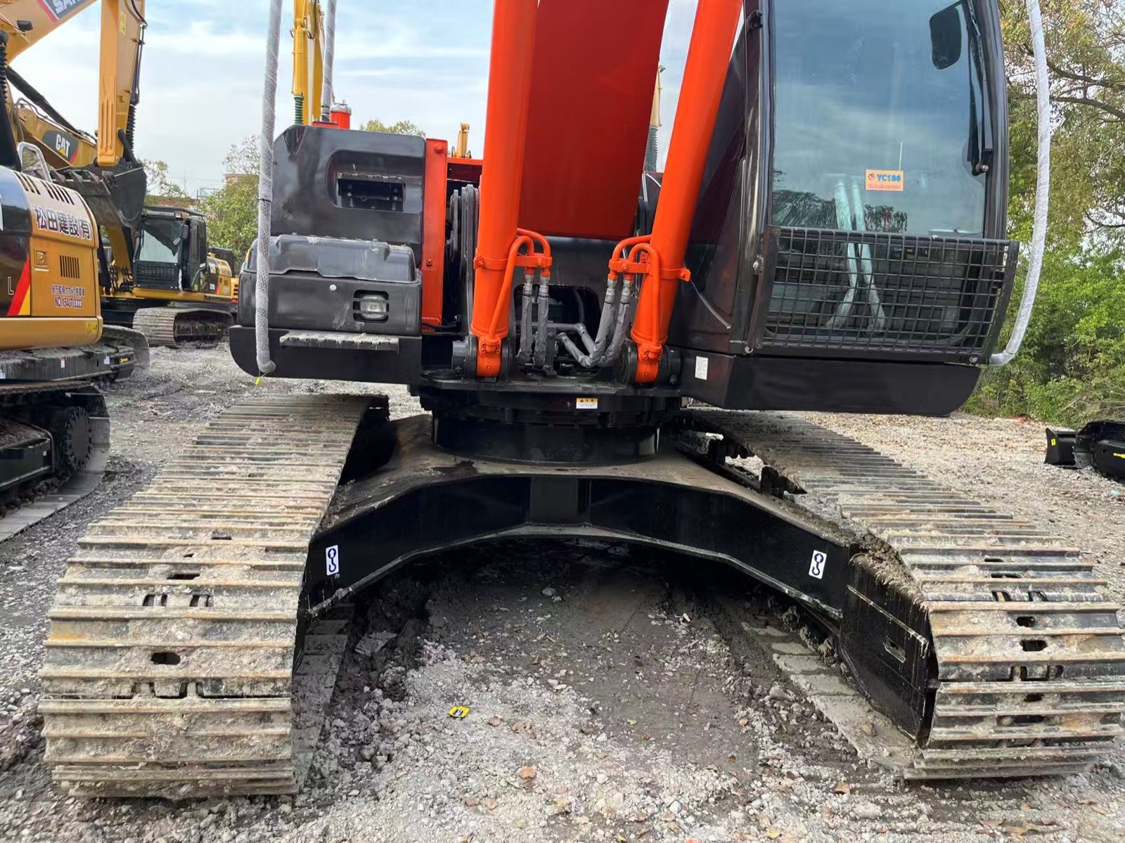 Hitachi 240 used excavator 0 photo 5