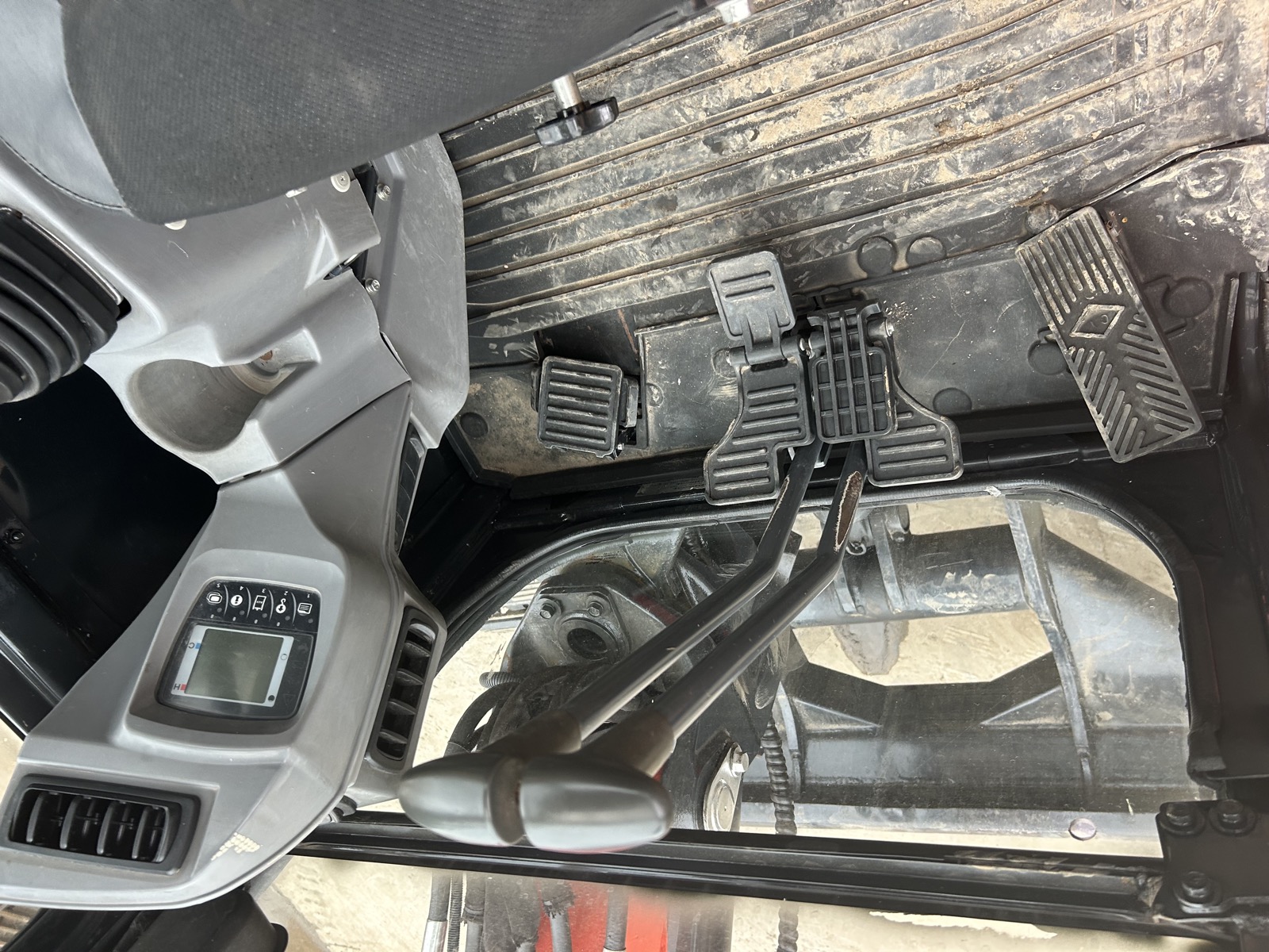 Kubota KX057 Mini used excavator 0 photo 6