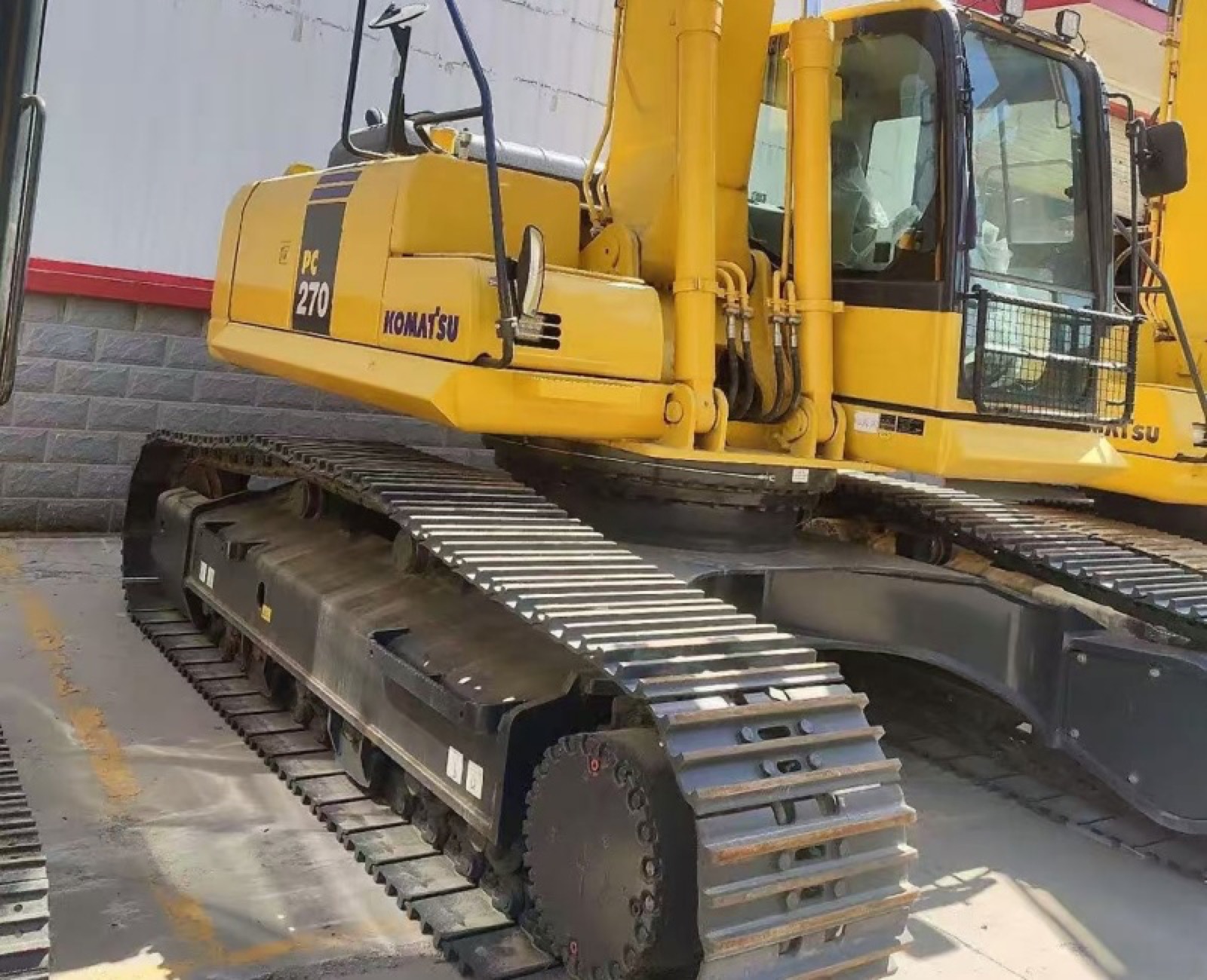 Komatsu PC270 used excavator 0 photo 8