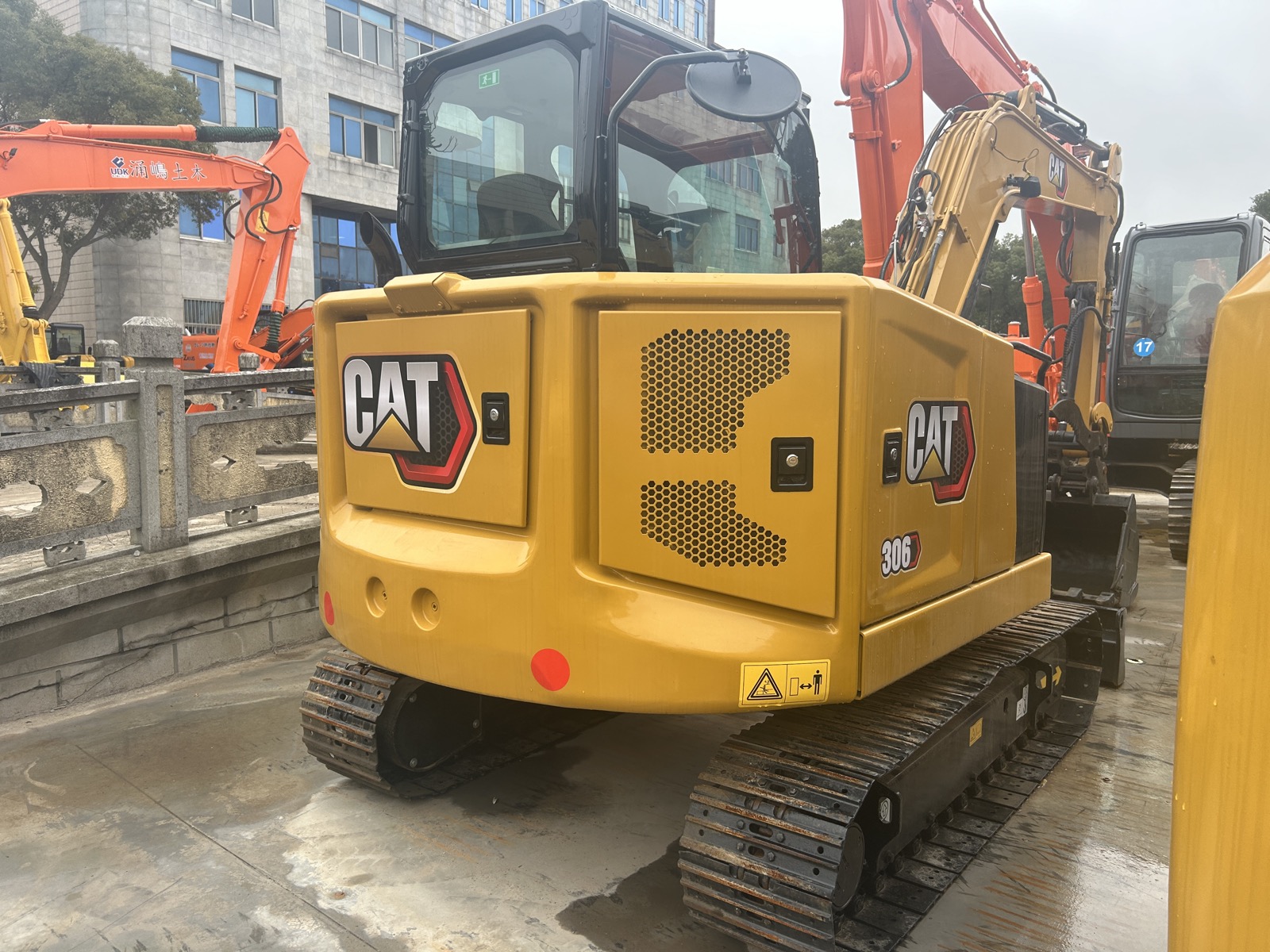 CAT 306 Mini used excavator 0 photo 2