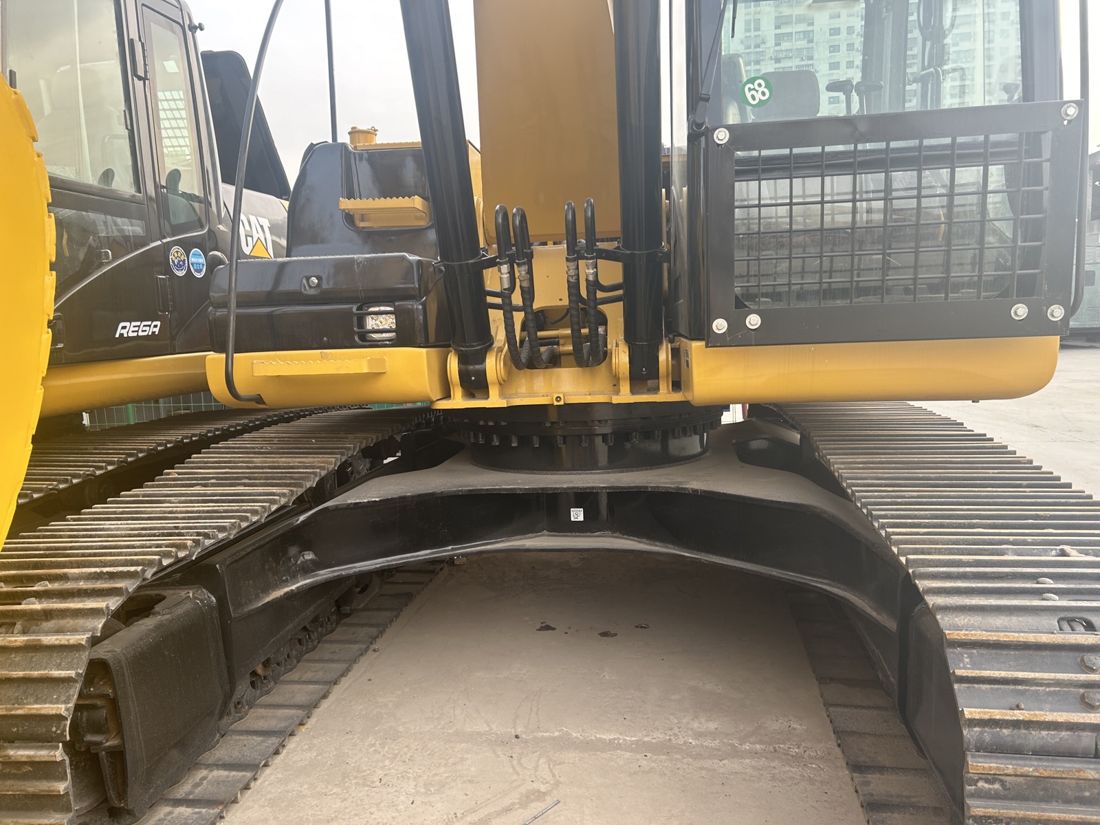 CAT 323DL used excavator 0 photo 4