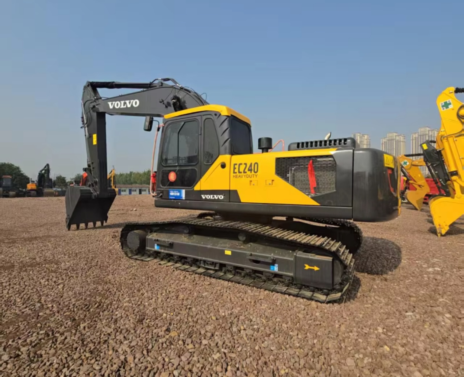 Used Volvo 240 Excavator for Sale