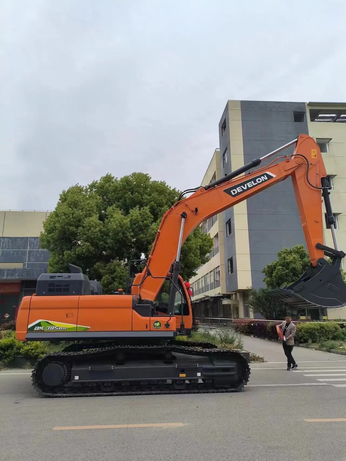 Used Doosan DX305 Excavator for Sale