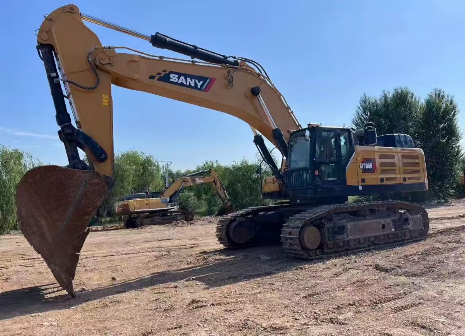 Used SANY 705 Excavator for Sale