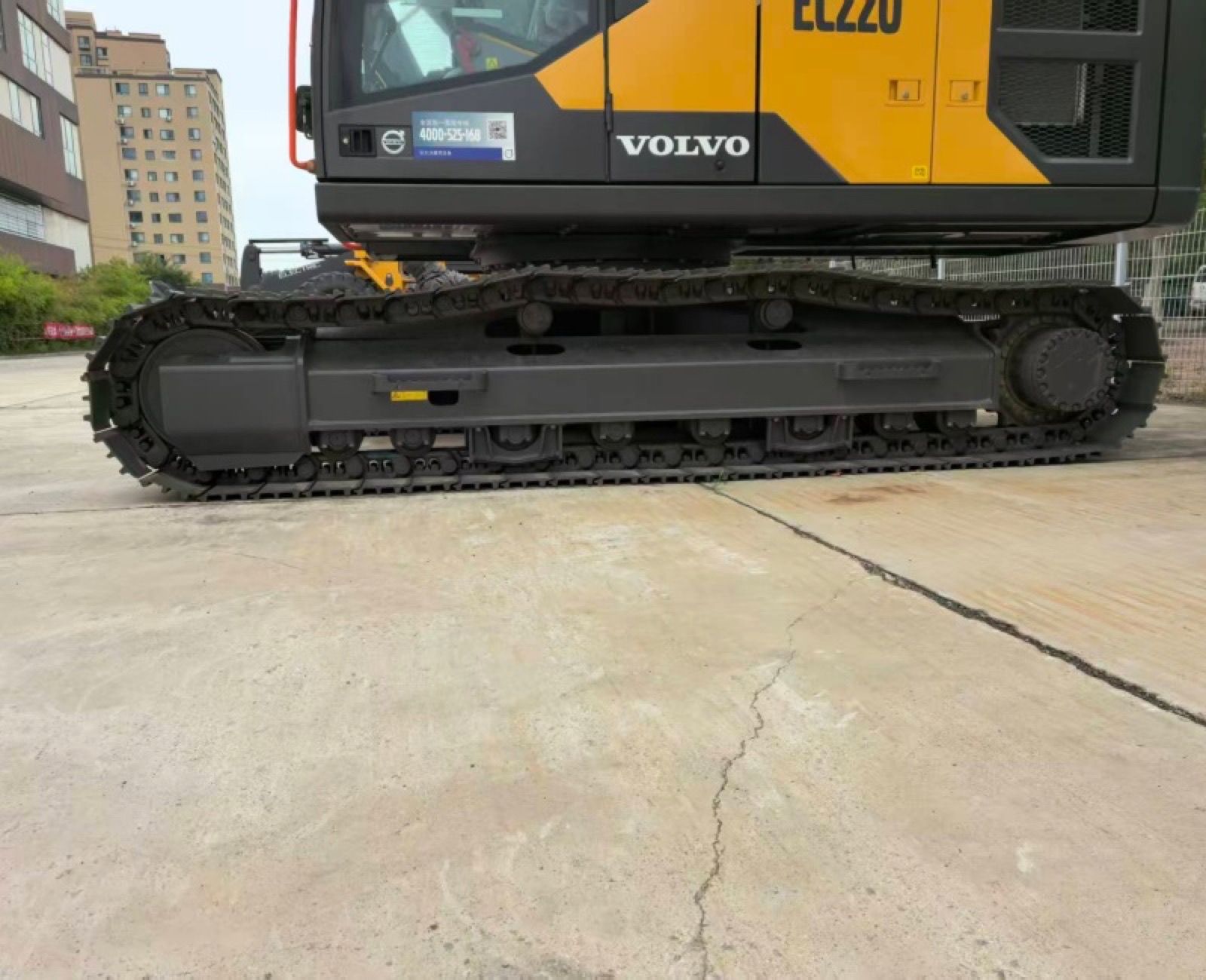 Volvo 220 used excavator 0 photo 5