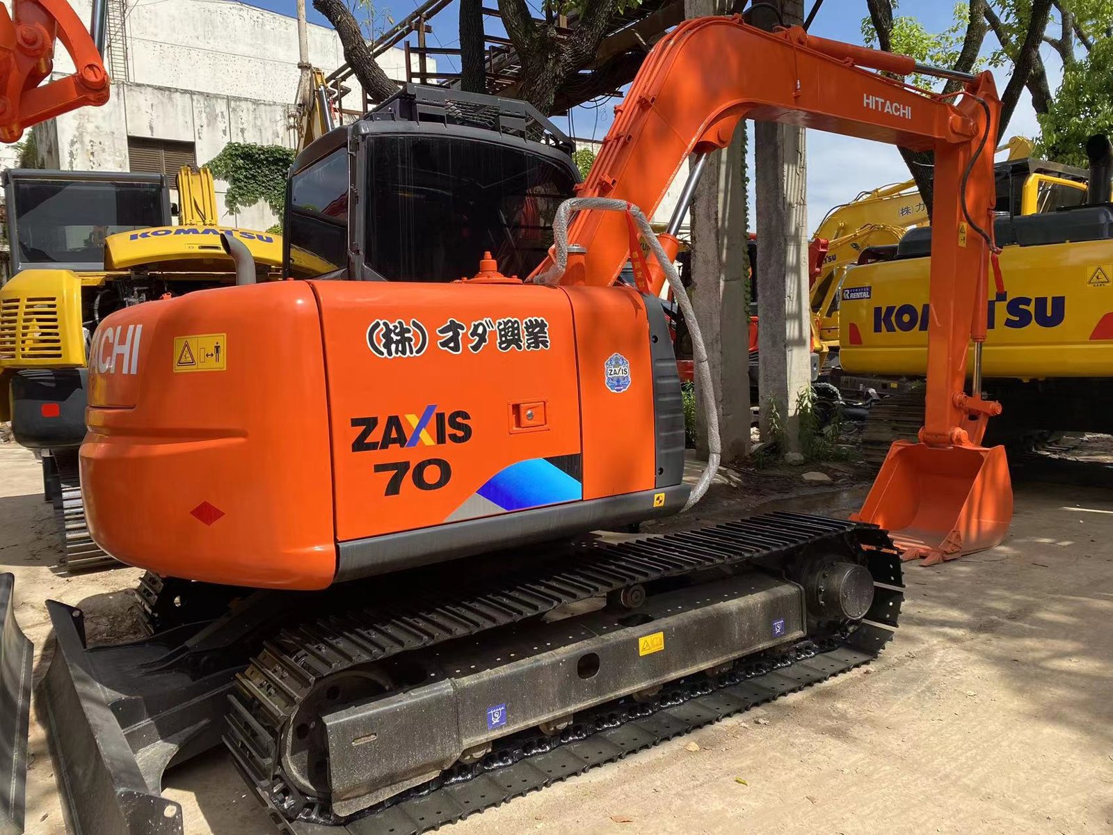 Hitachi 70 Mini used excavator 0 photo 7