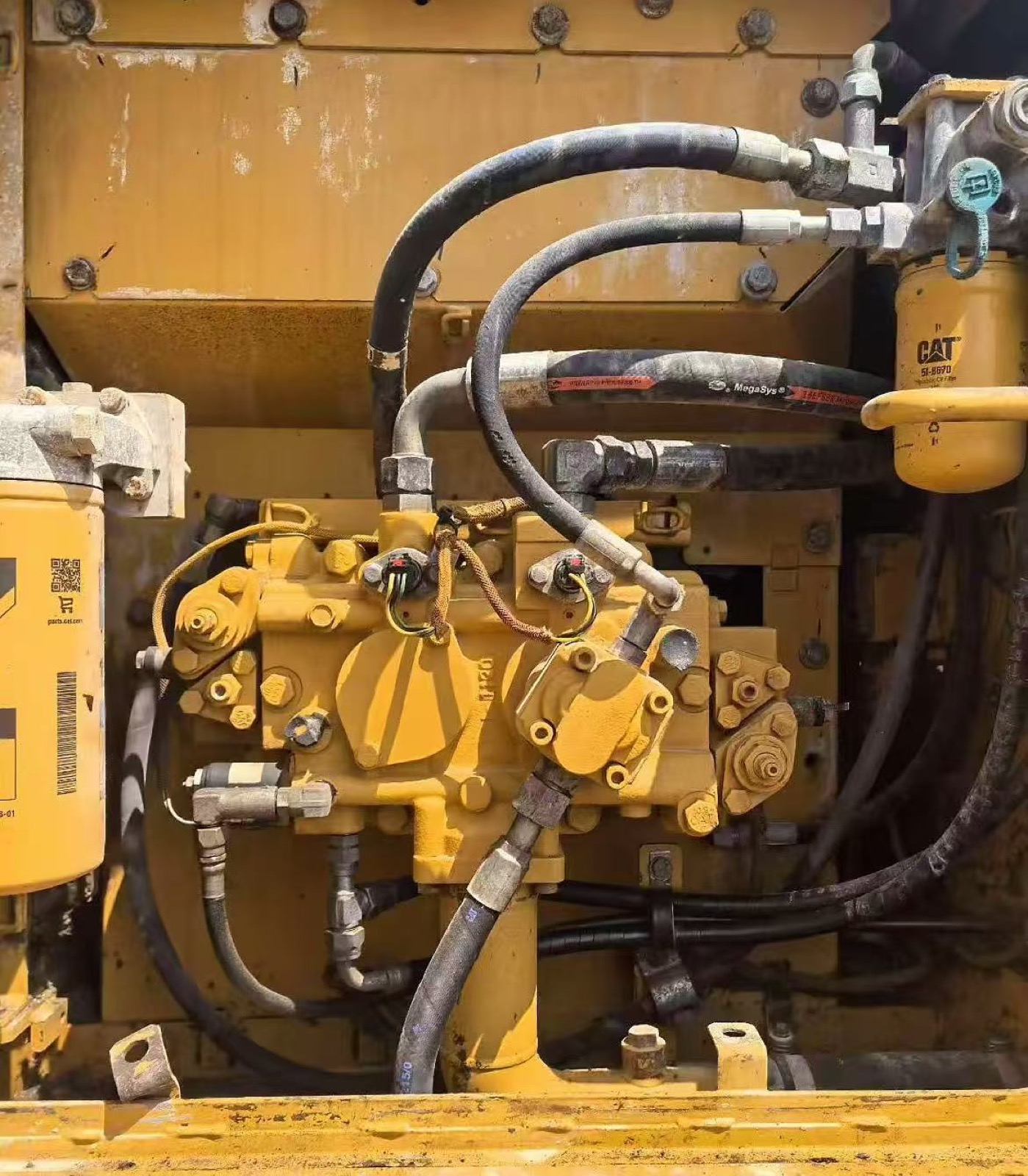 CAT 318D used excavator 0 photo 8