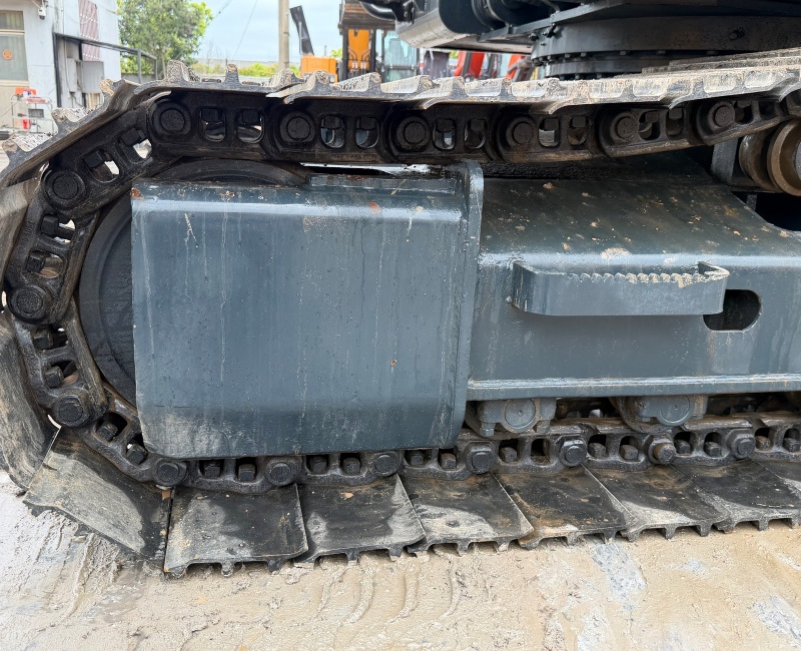 Hyundai 220 used excavator 0 photo 4