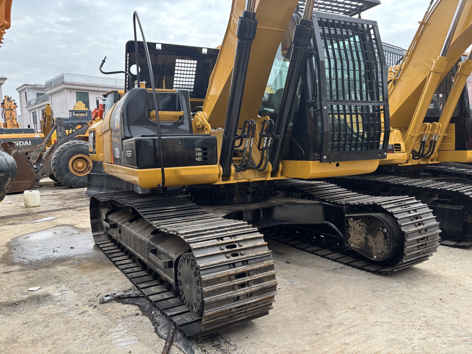 CAT 320D2L used excavator 0 photo 8