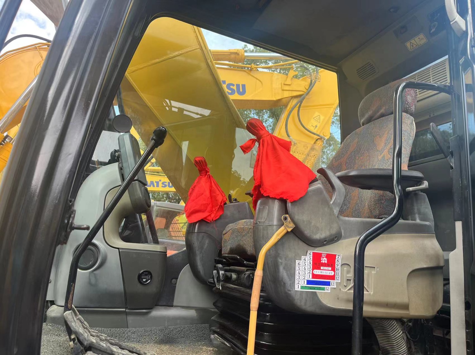 CAT 323D used excavator 0 photo 5