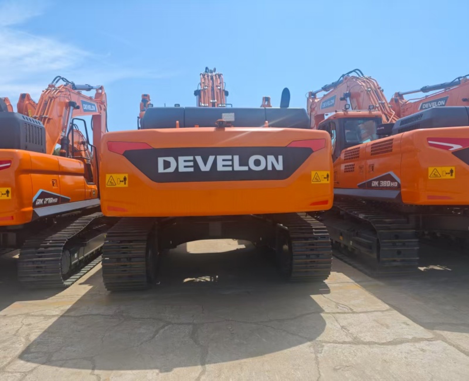 Doosan DX400LC used excavator 0 photo 8