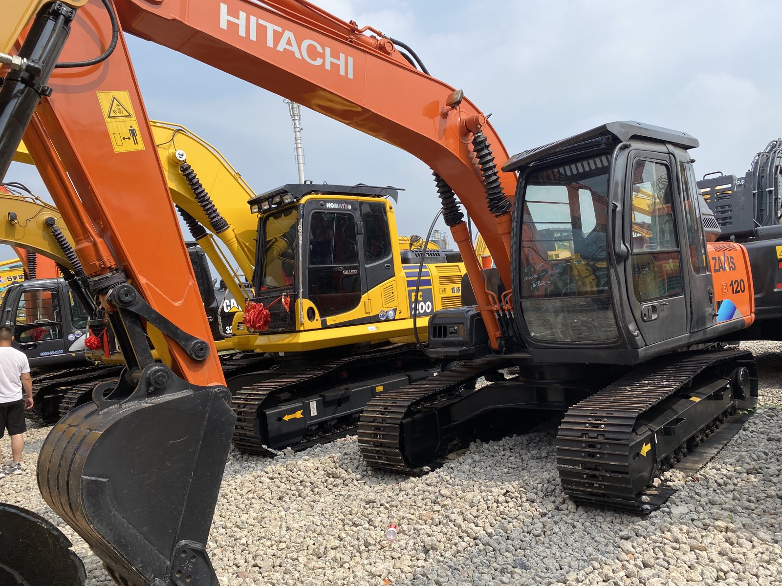 Used Hitachi 120 Excavator for Sale