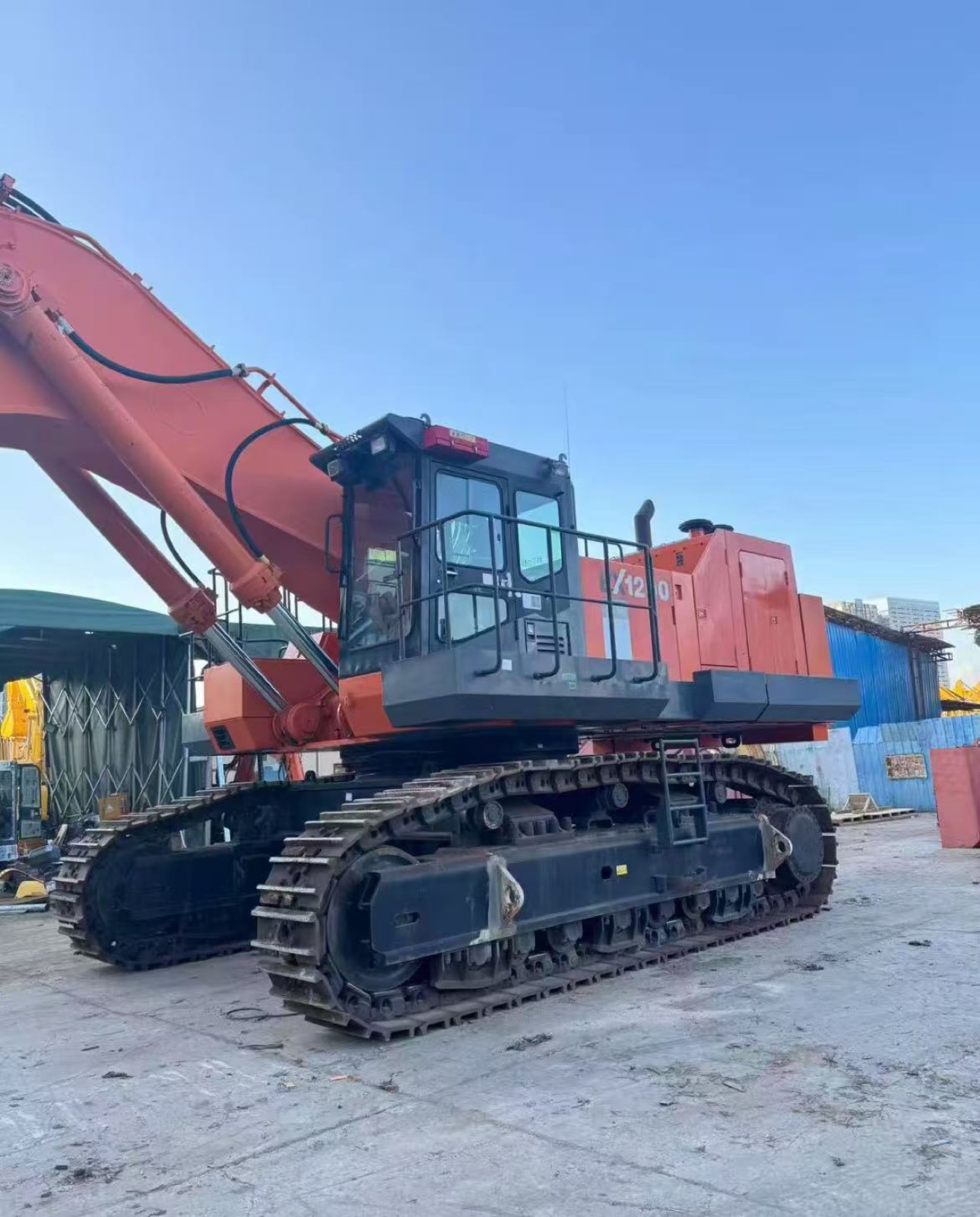 Hitachi EX1200 used excavator 0 photo 7