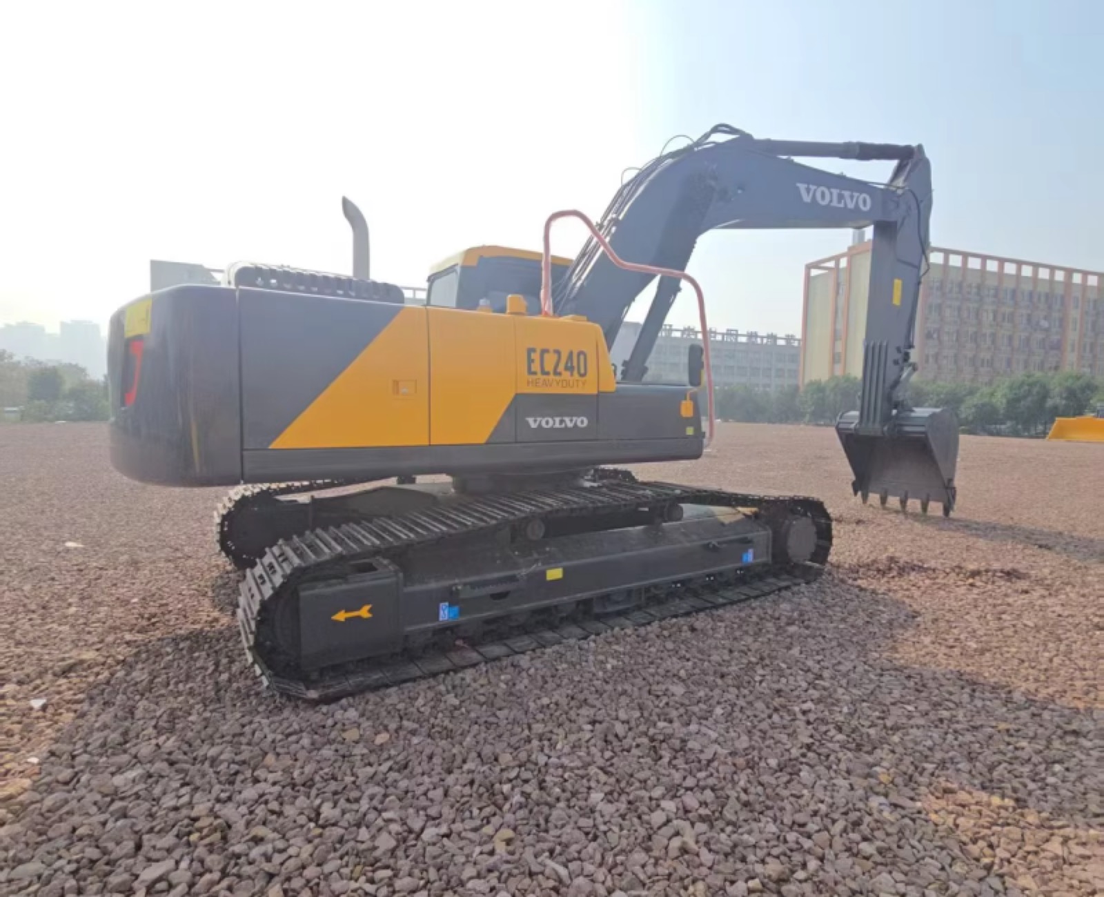Volvo 240 used excavator 0 photo 3
