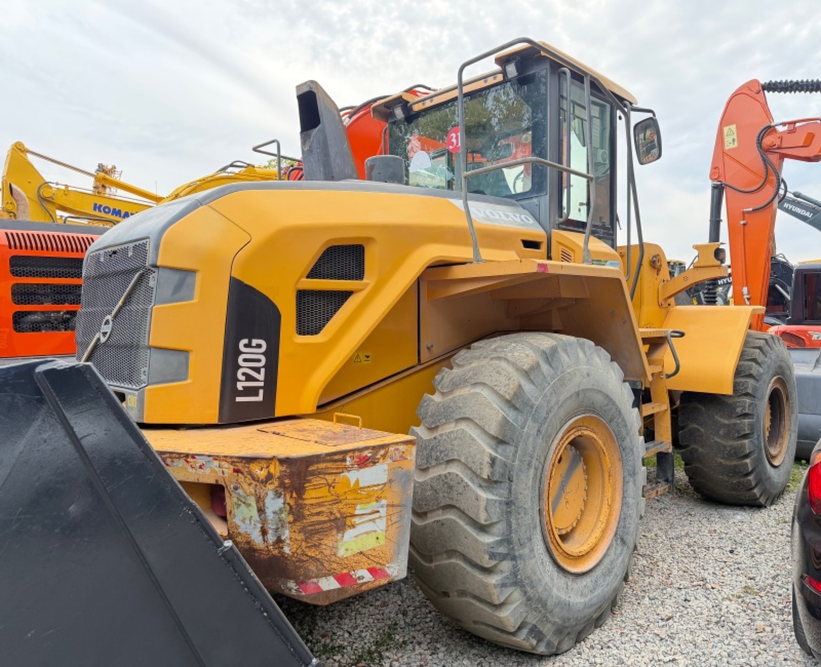 Used Volvo L120G Wheel Loader for Sale