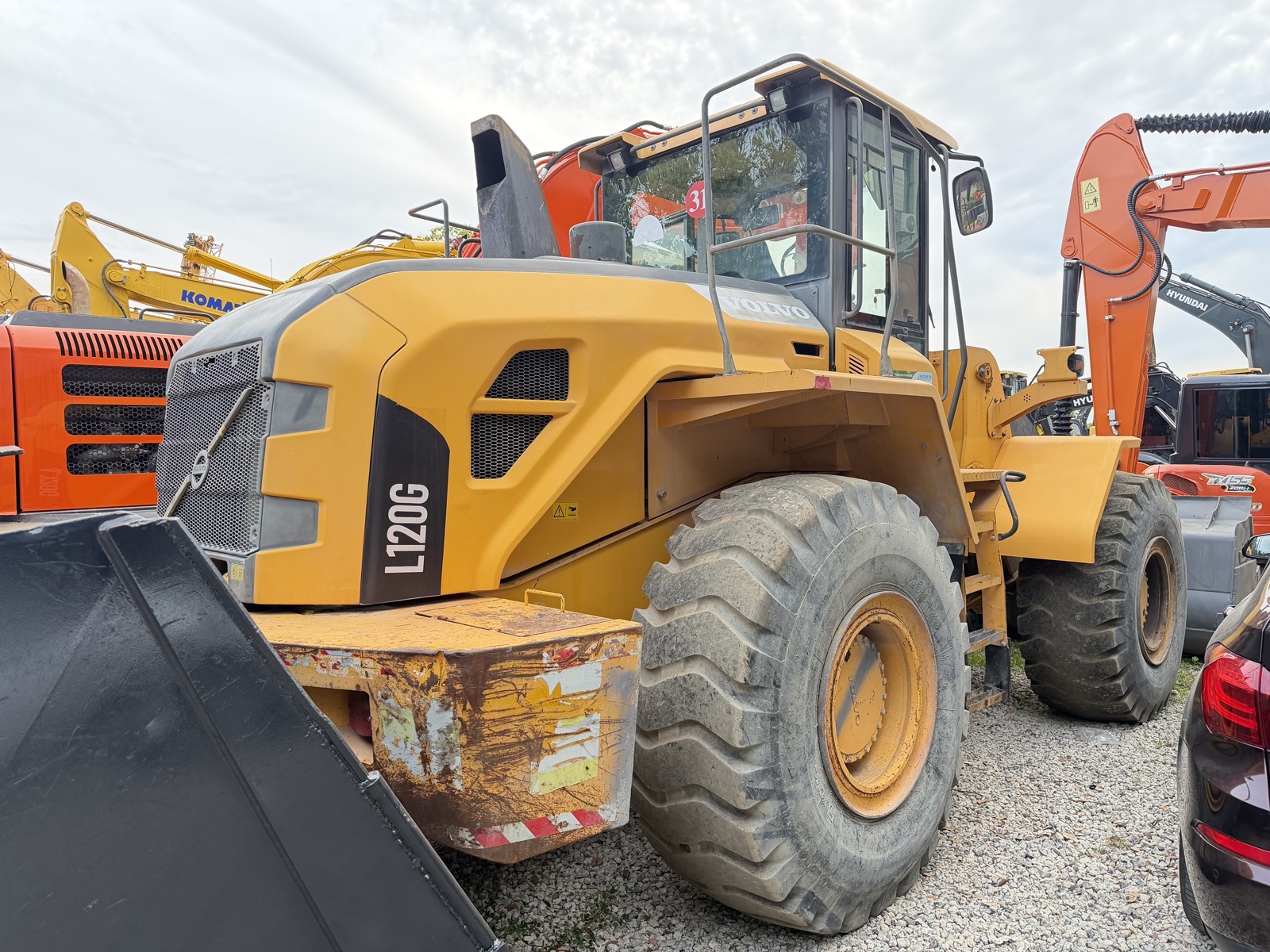 Used Volvo L120G Wheel Loader for Sale