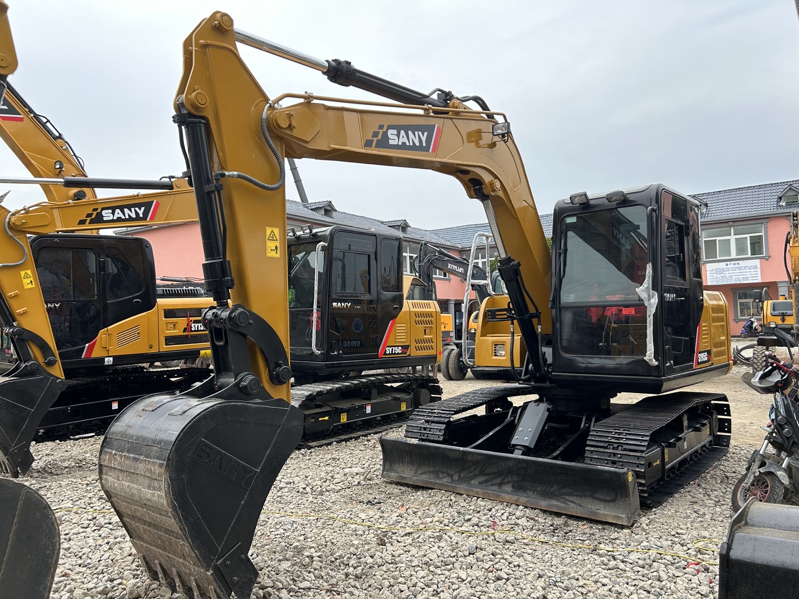 Sany SY95 Mini used excavator 0 photo 3