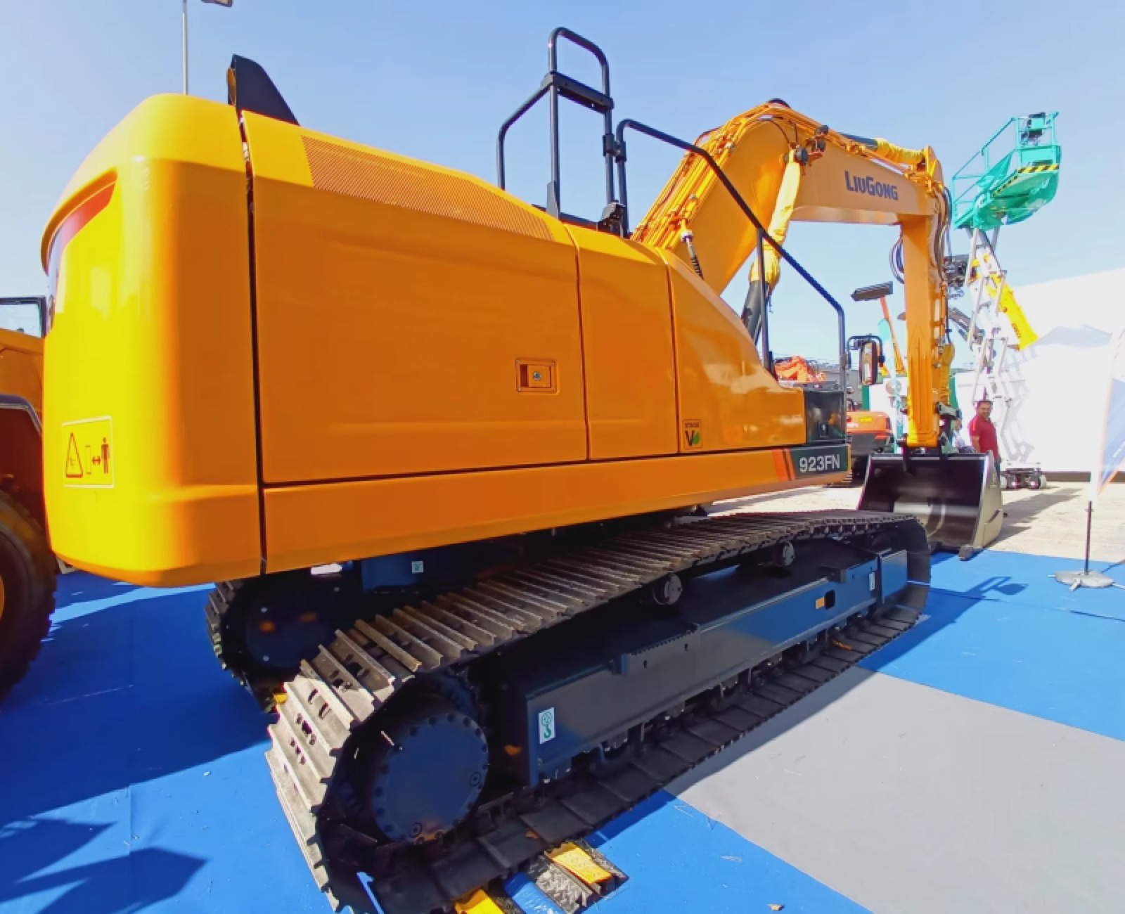 LiuGong 920E used excavator 0 photo 8