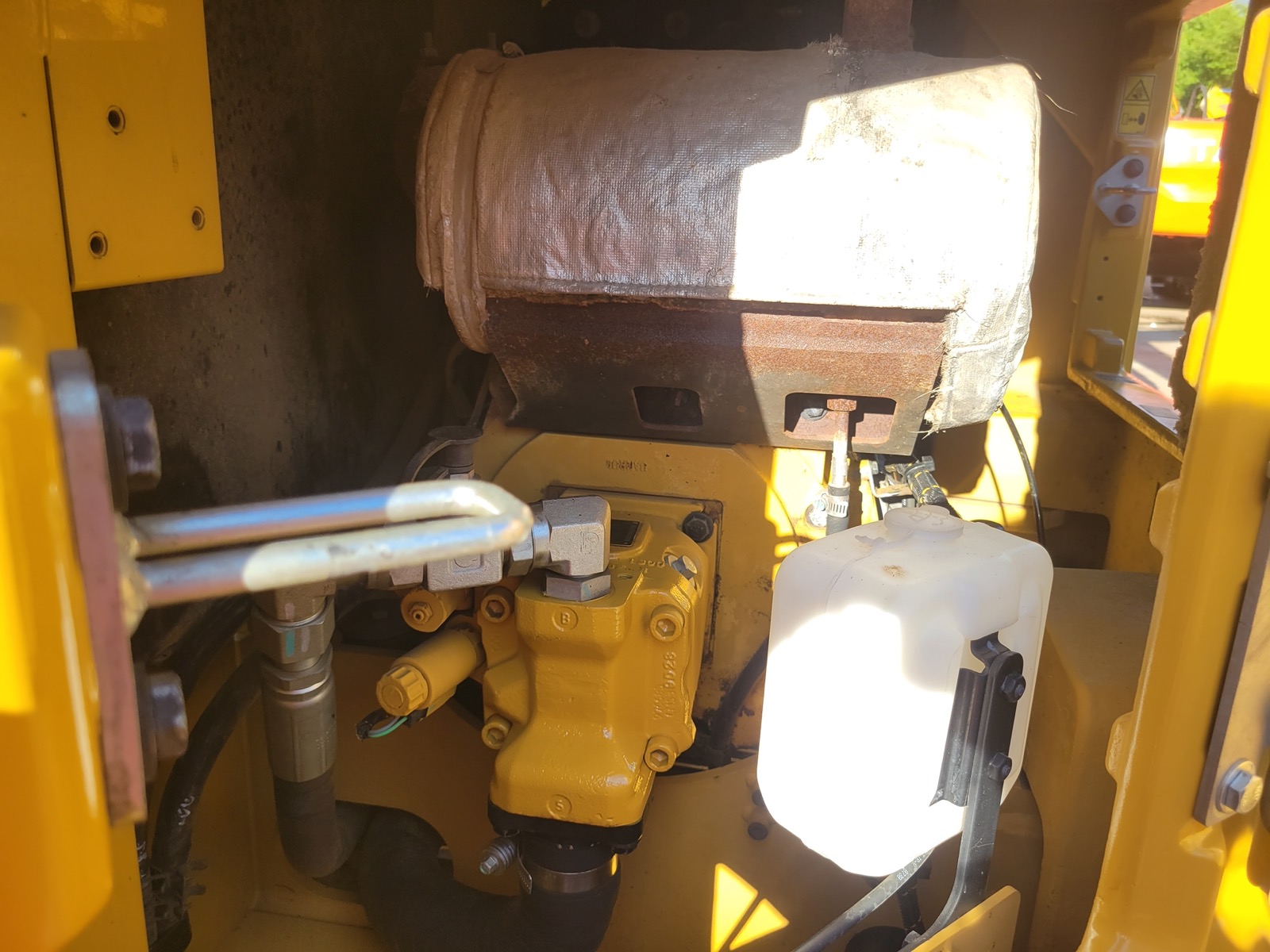CAT 307.5 Mini used excavator 0 photo 4