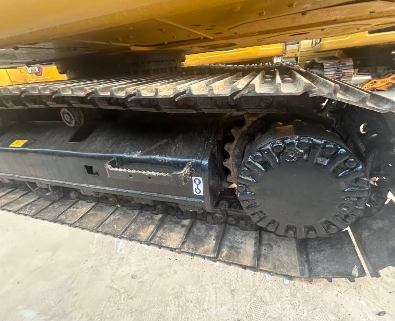 CAT 320D2L used excavator 0 photo 4