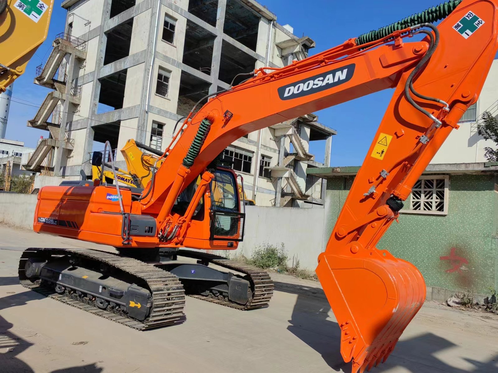 Doosan DX225 used excavator 0 photo 7