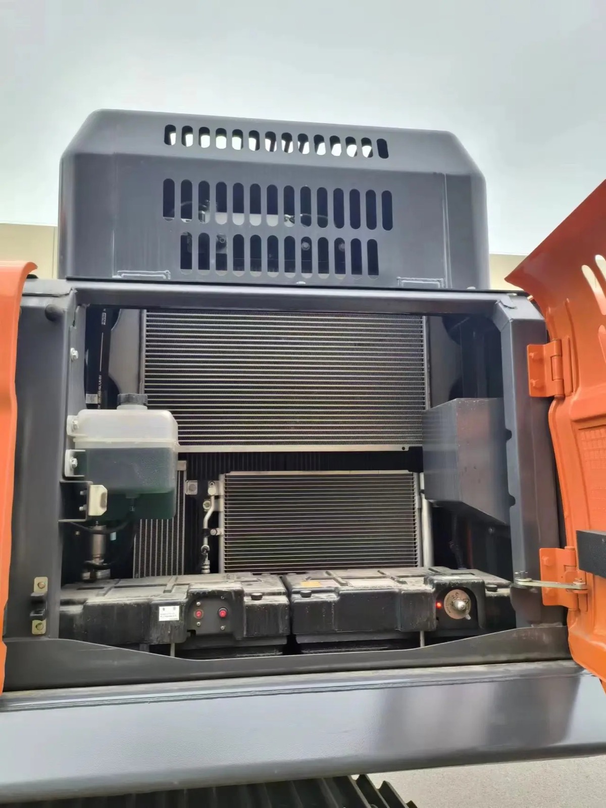 Doosan DX305 used excavator 0 photo 6