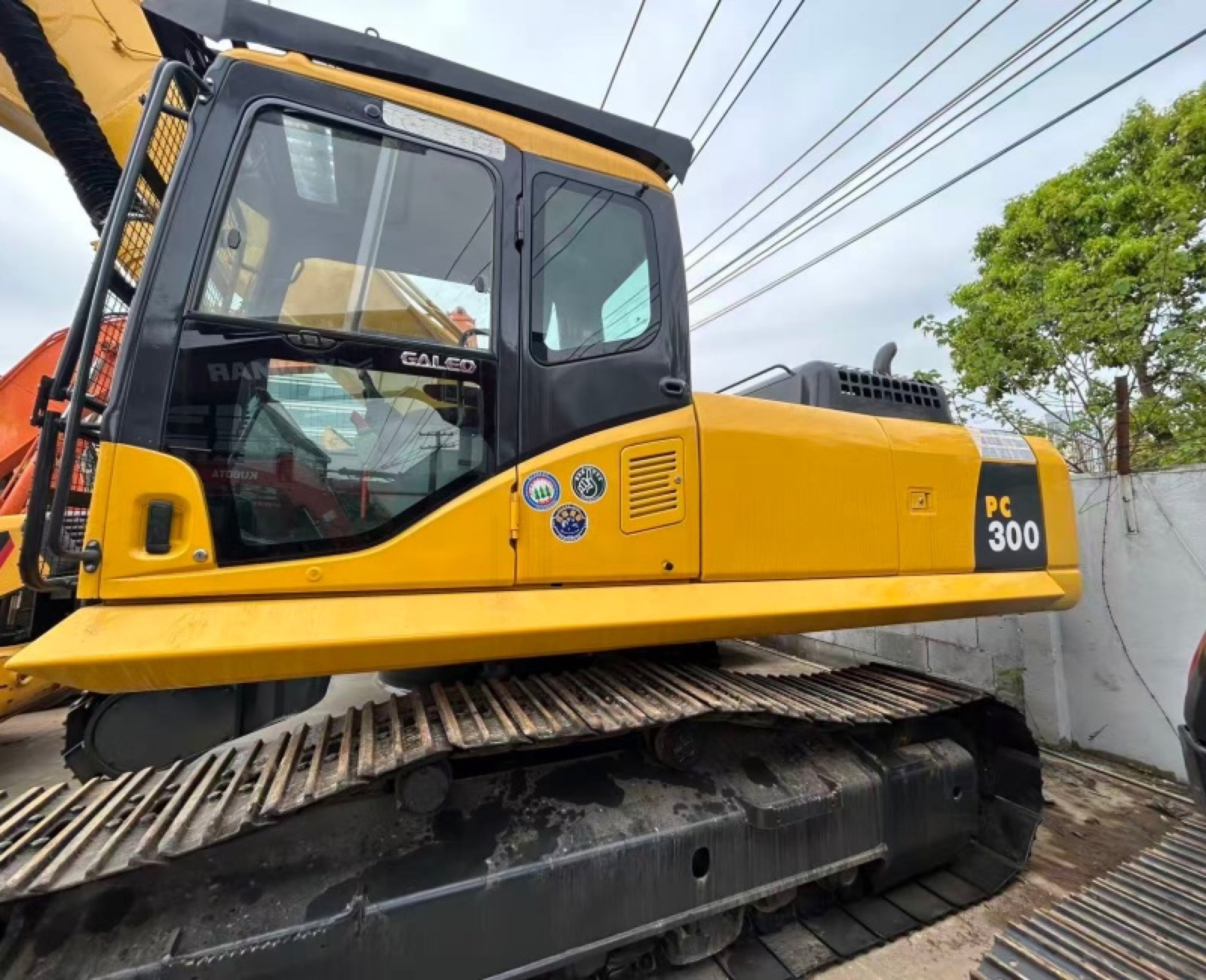 Used Komatsu PC300 Excavator for Sale