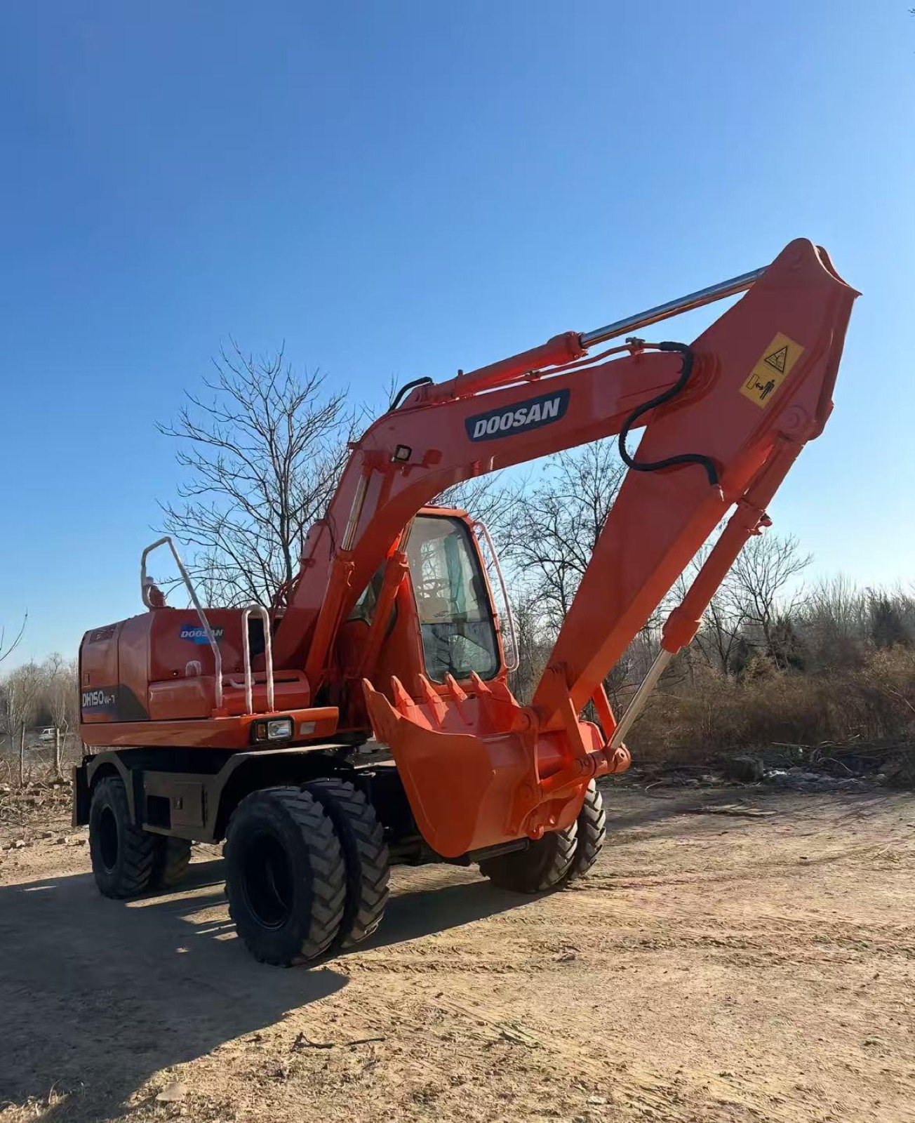 Doosan DH150W-7 used excavator 0 photo 2