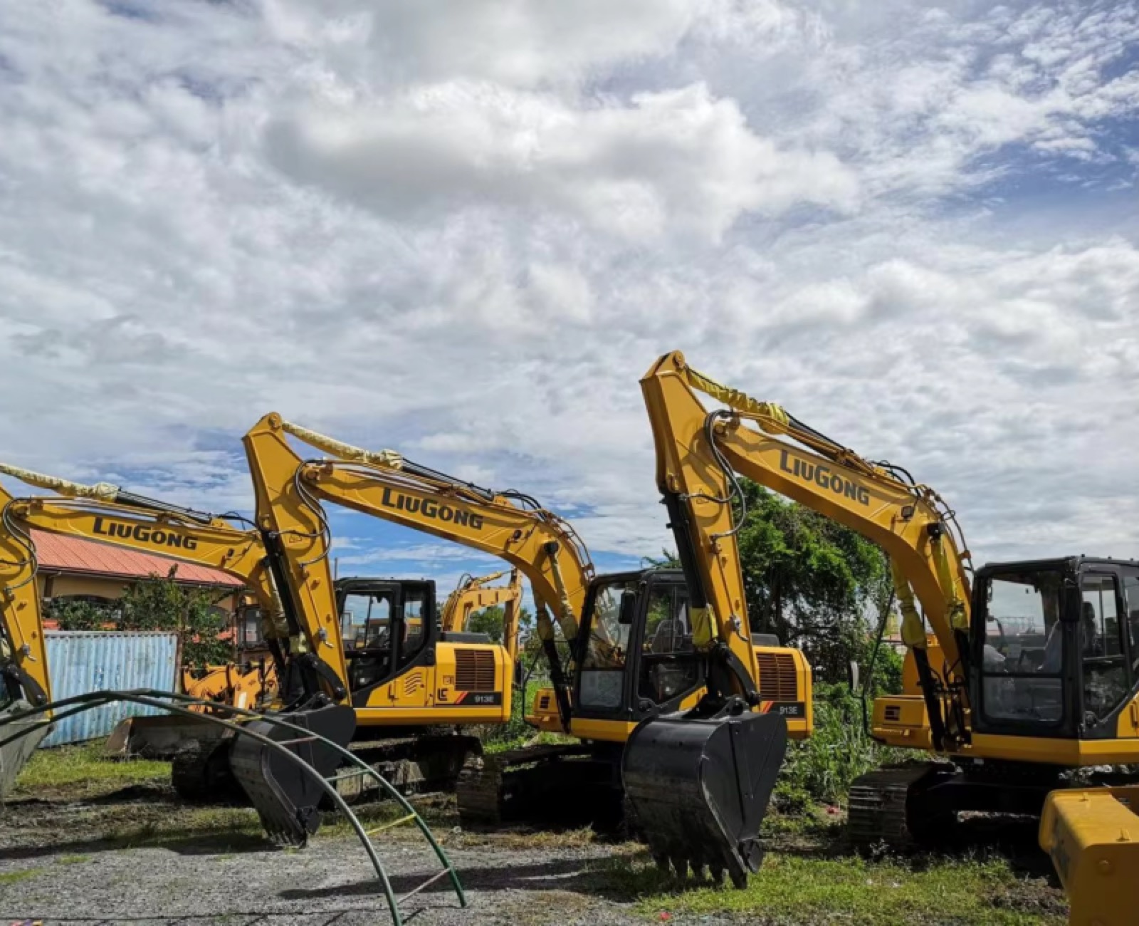 LiuGong 913E used excavator 0 photo 2