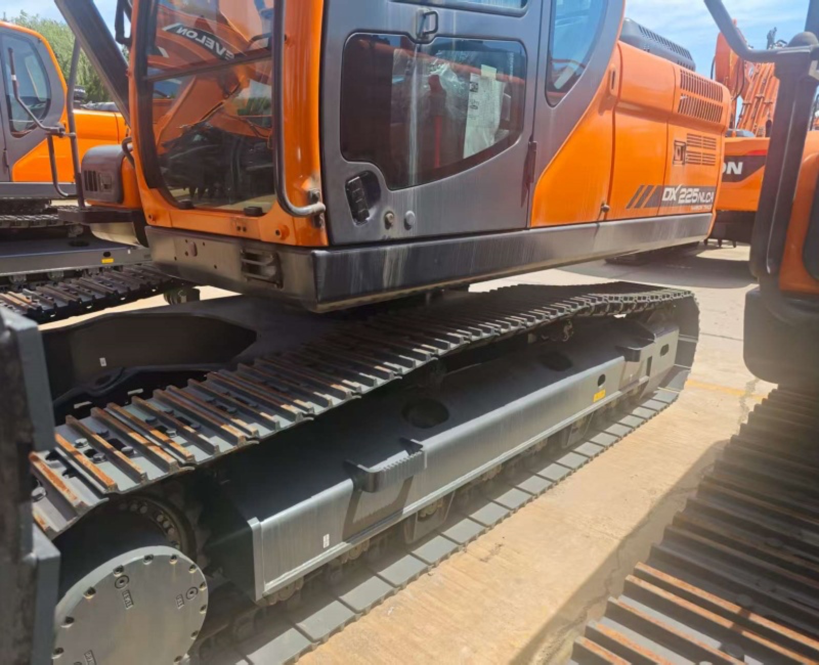 Doosan DX225NLCA used excavator 0 photo 4