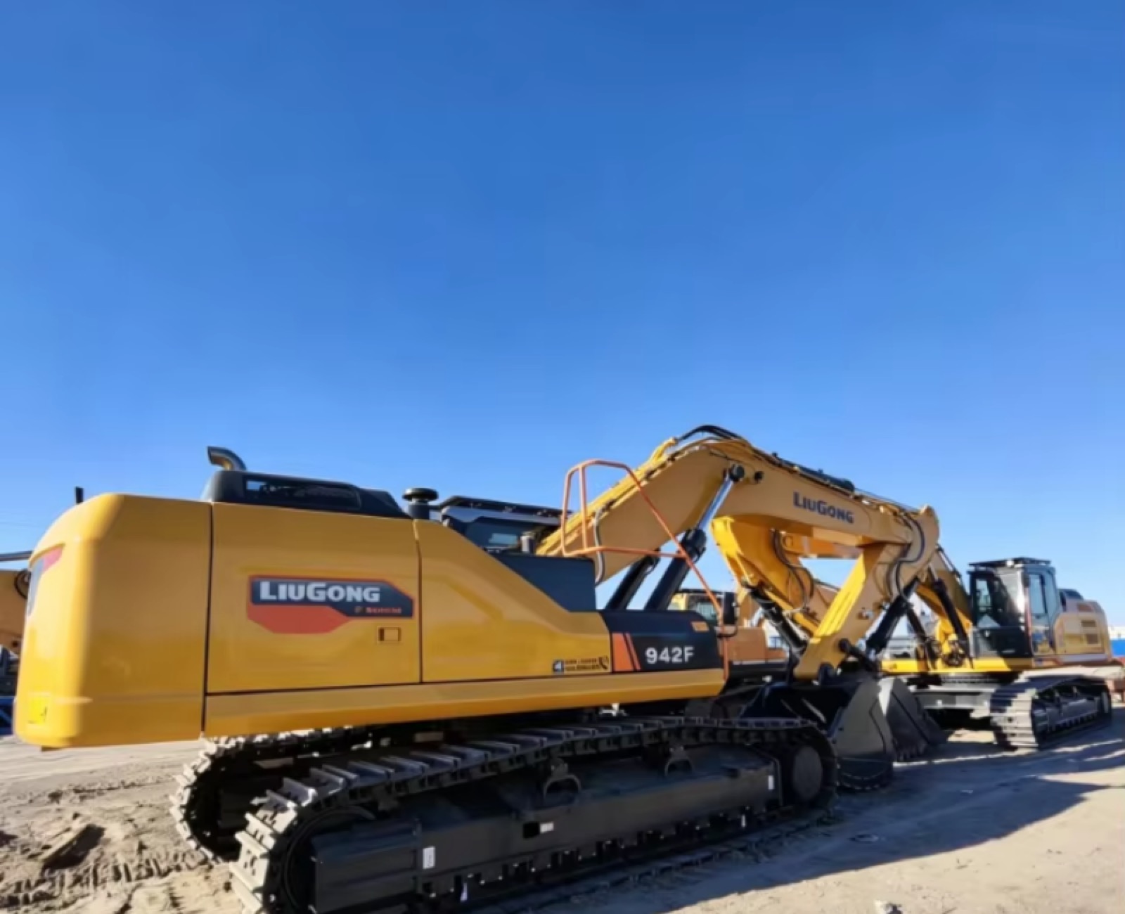 LiuGong 942F used excavator 0 photo 4