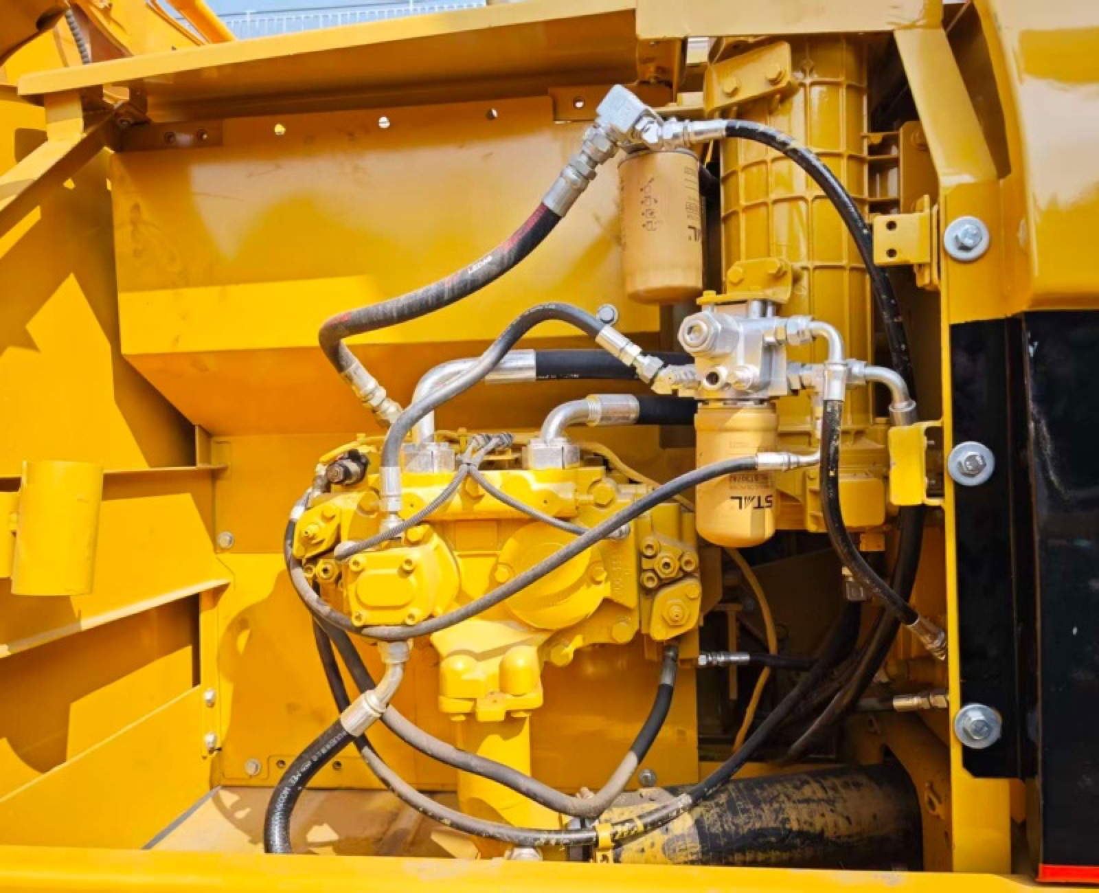 CAT 320C used excavator 0 photo 6