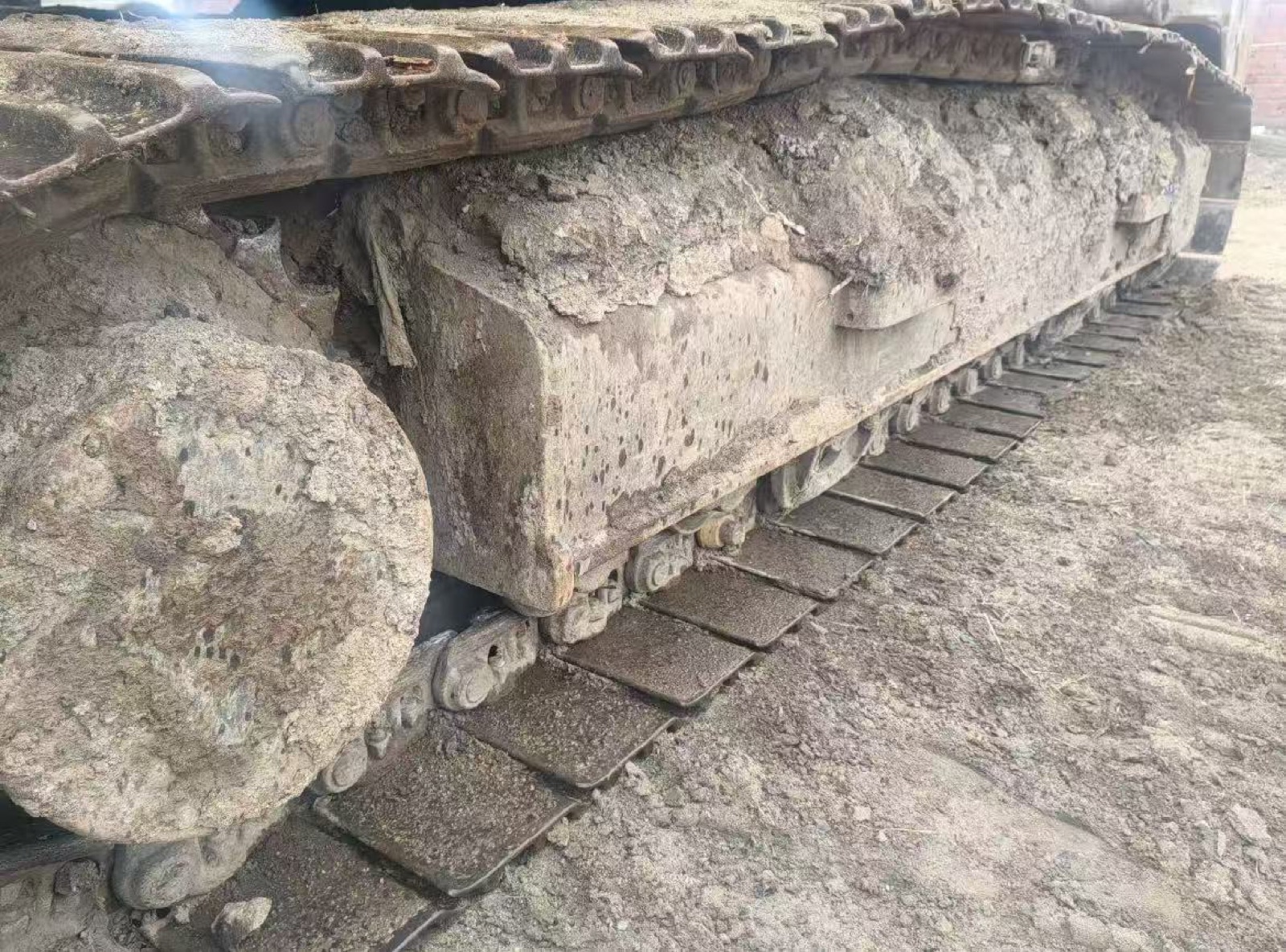 Hyundai 275LC-9T used excavator 0 photo 4
