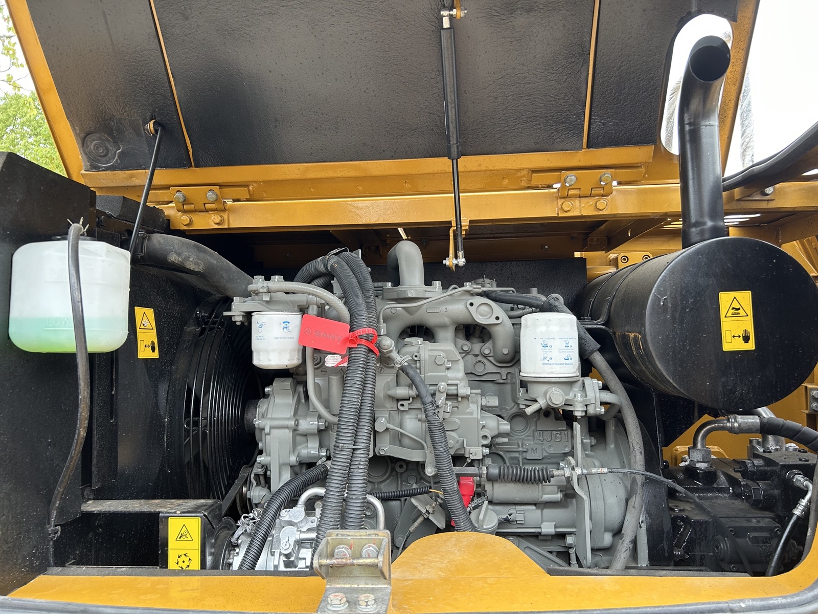 Sany SY95 Mini used excavator 0 photo 7