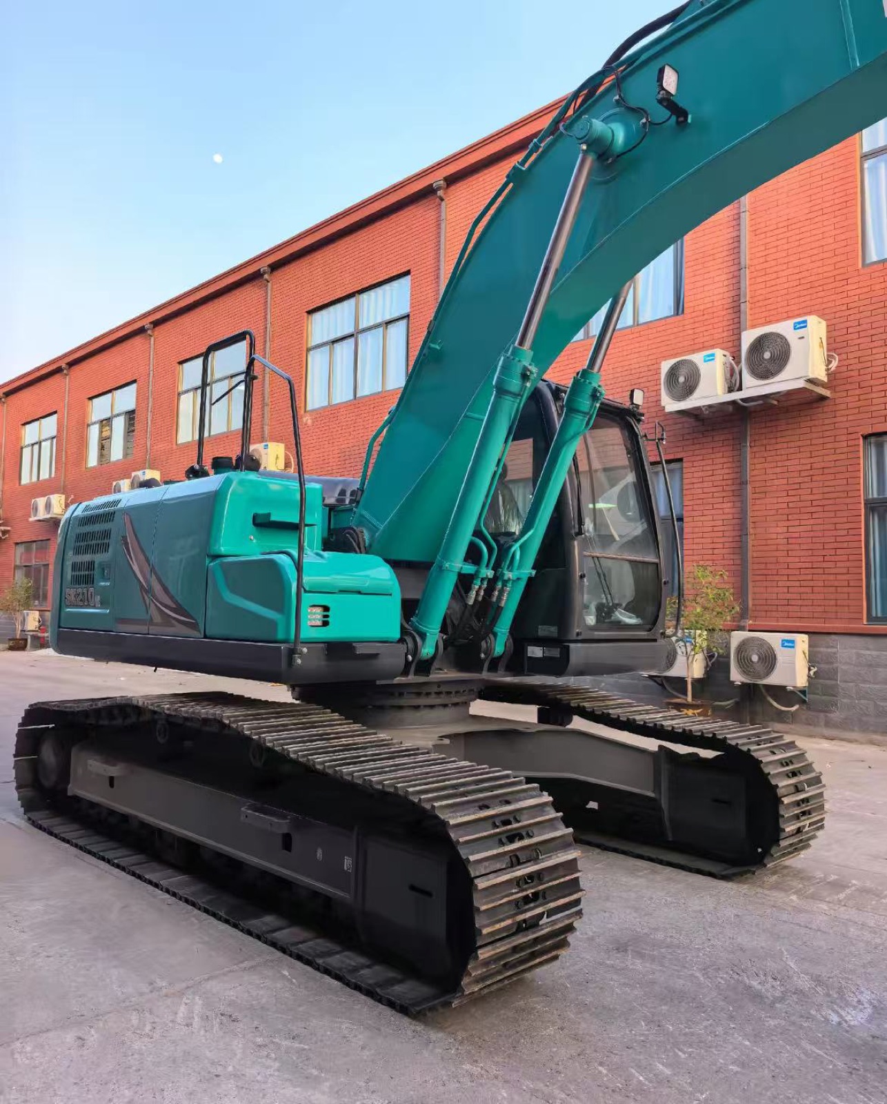 Kobelco SK210LC-12 used excavator 0 photo 4