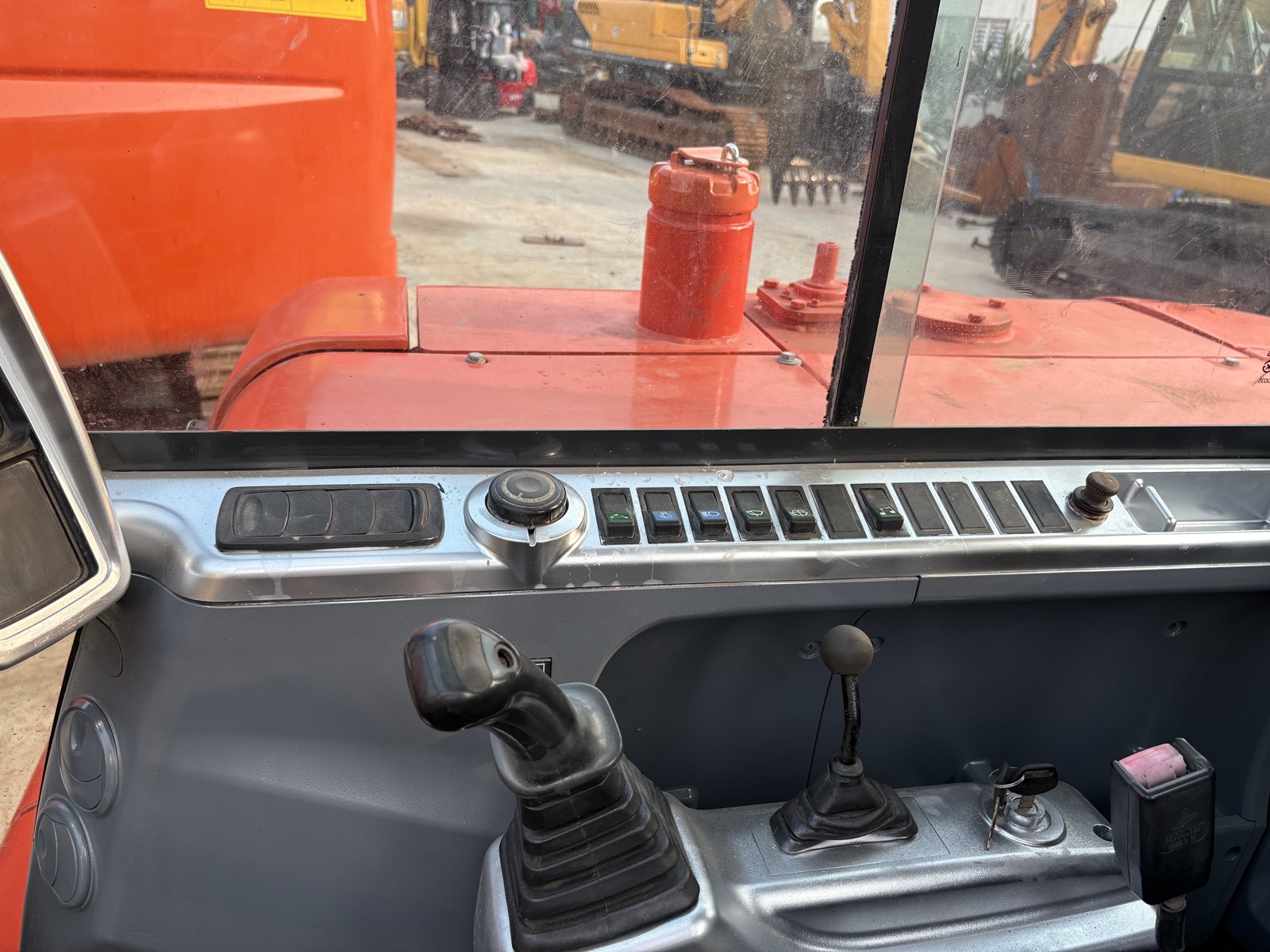 Doosan DX60 Mini used excavator 0 photo 8