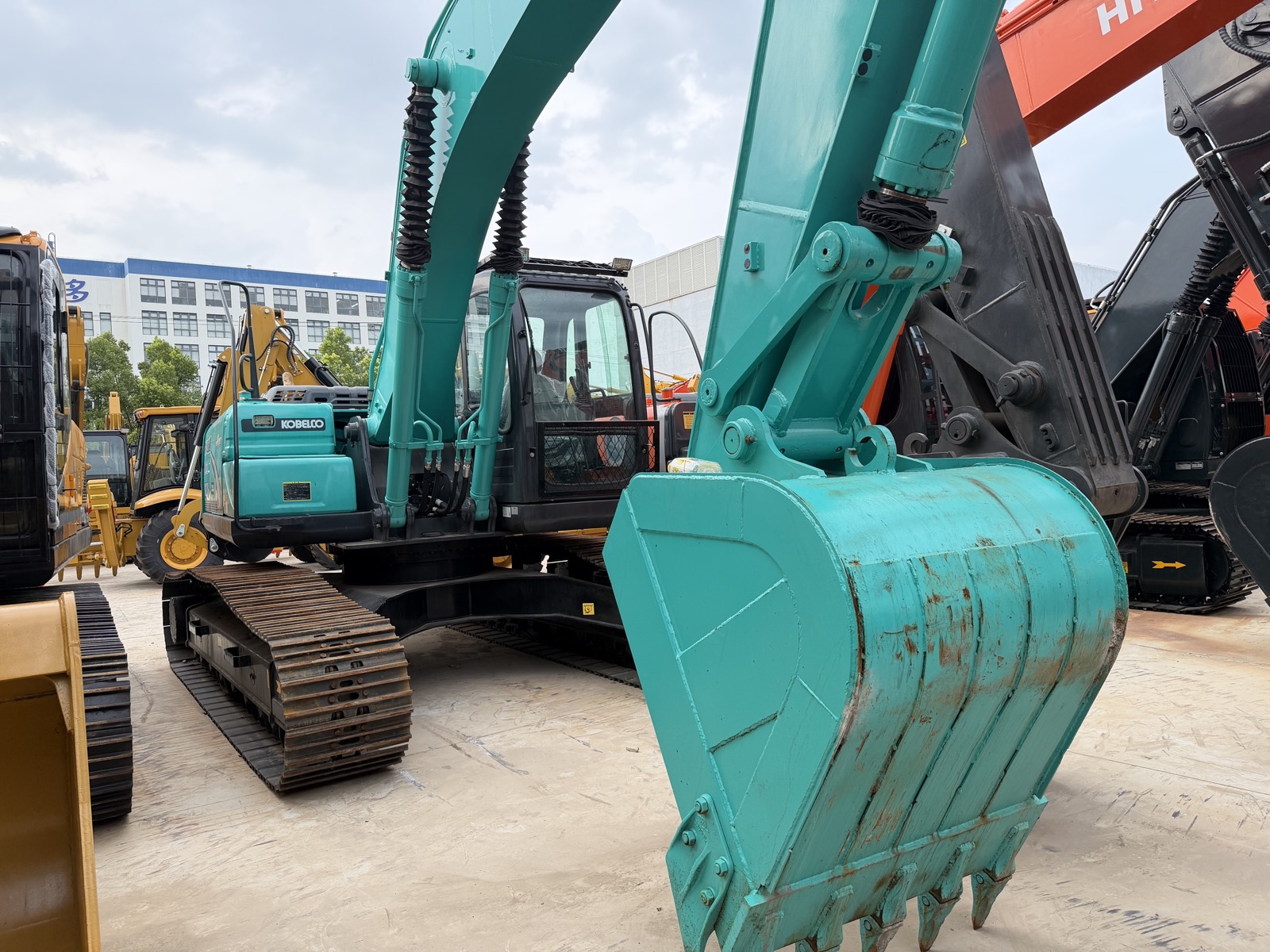 Used Kobelco 210 Excavator for Sale
