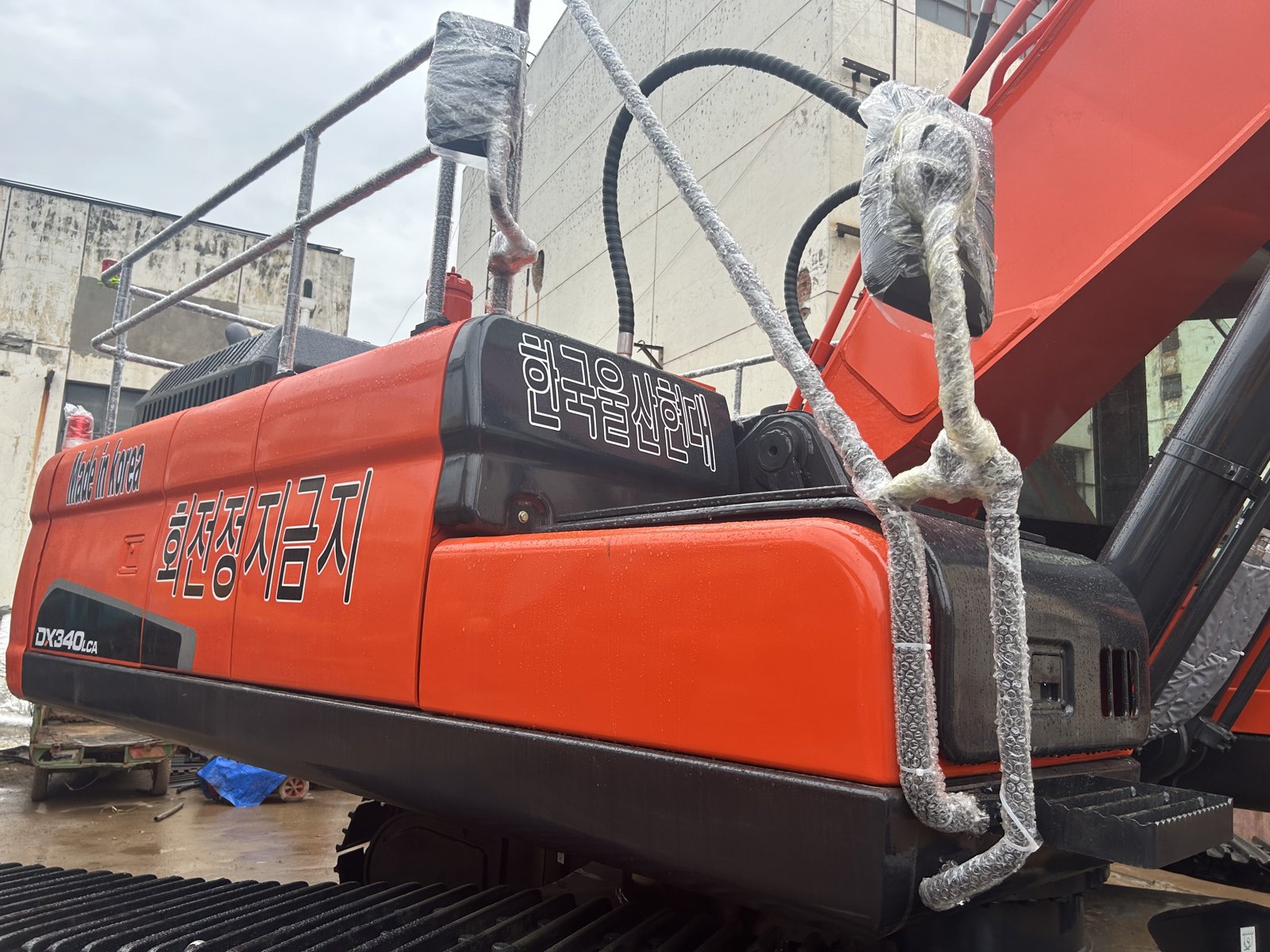 Doosan 340 used excavator 0 photo 5