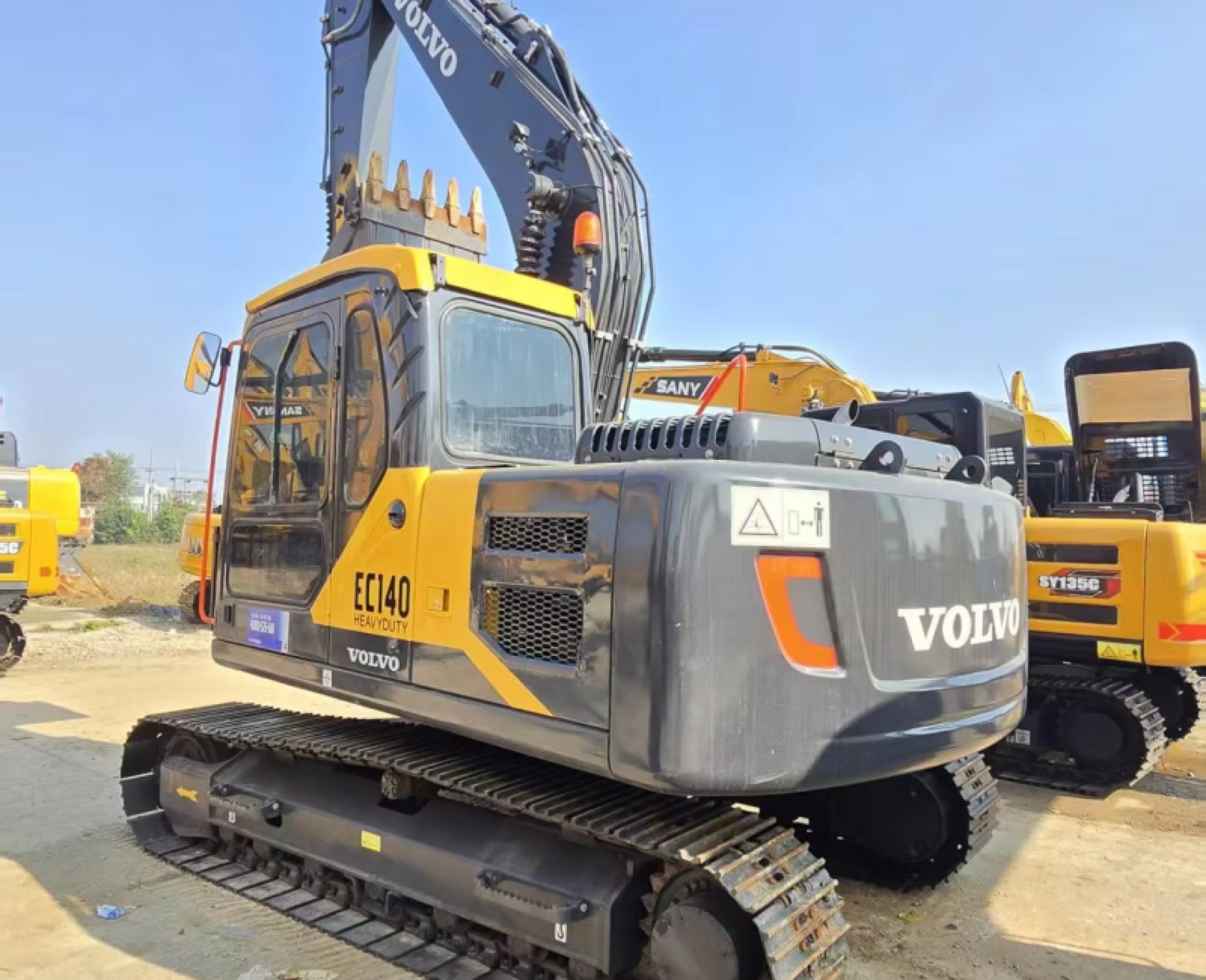 Volvo 140 used excavator 0 photo 3