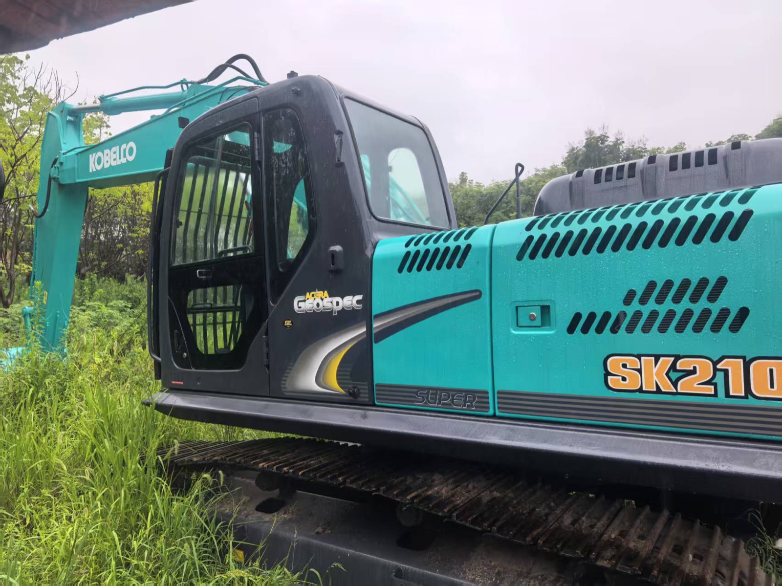 Kobelco SK210 used excavator 0 photo 7